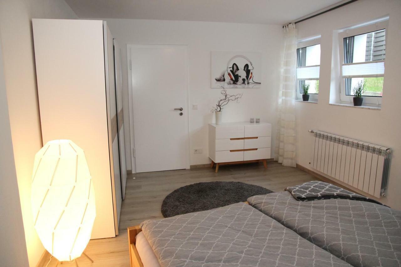 Neue Und Moderne Ferienwohnung Muelheim an der Ruhr Exterior photo
